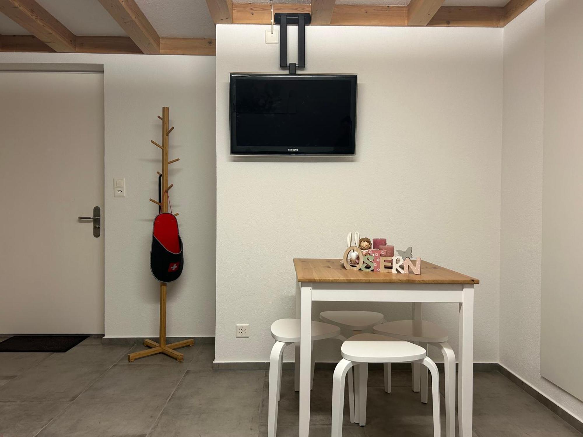 Wohnung Am Postweg Netstal エクステリア 写真